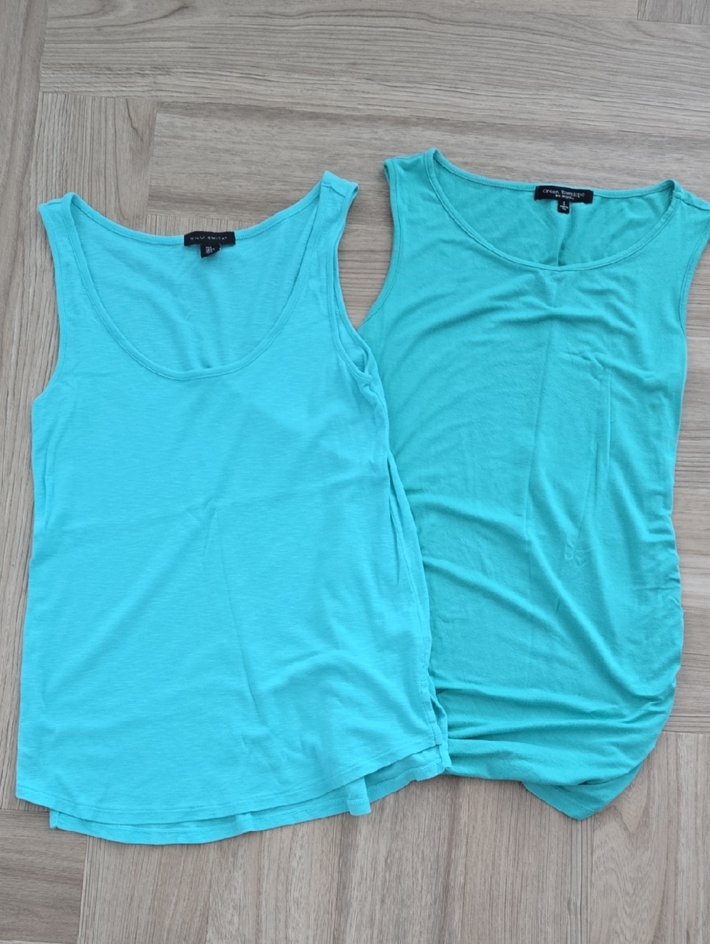 Willi Smith Turquoise Sleeveless Tank Tops - Pair Small